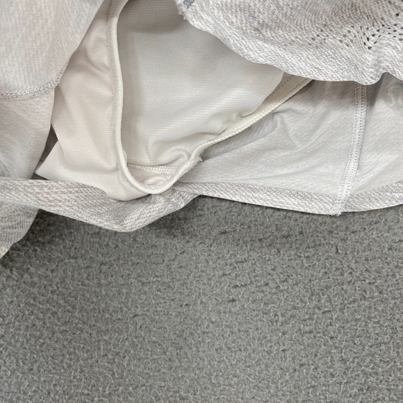 Lululemon Shorts Womens 10 Light As Air Running Lined Gray Laser Cut Lightweight - Picture 5 of 13